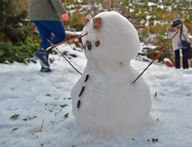 Γιατί δεν πρέπει να τρώμε το φρέσκο χιόνι